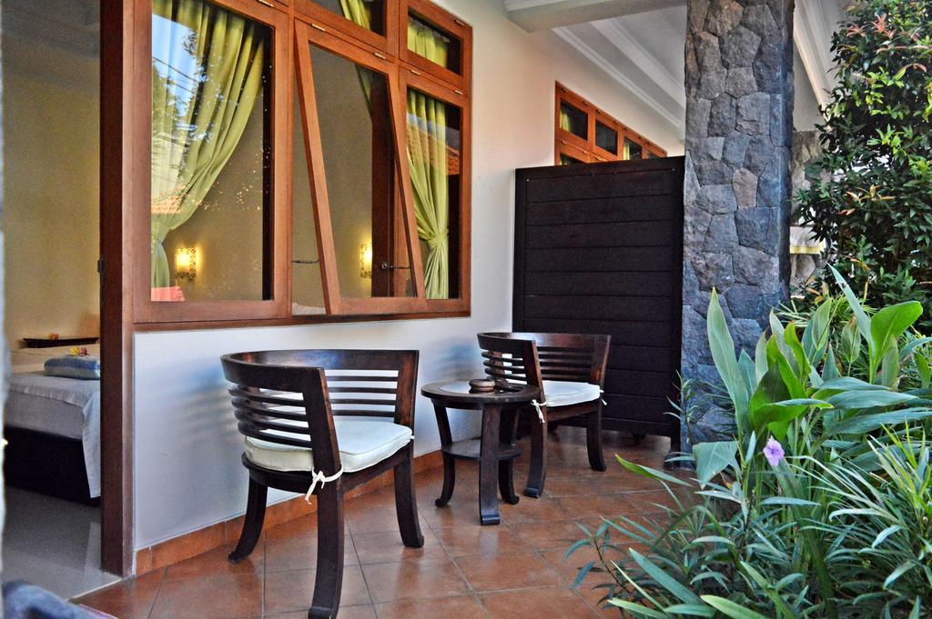 Yulia 2 Homestay Sanur Ngoại thất bức ảnh